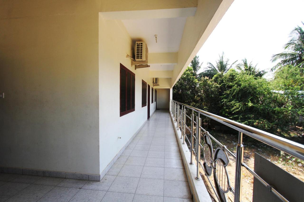 Lakshana Service Apartment - Big Temple Thanjavur ภายนอก รูปภาพ