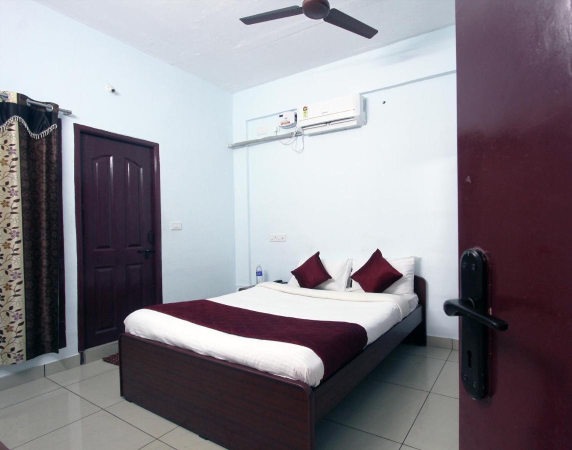 Lakshana Service Apartment - Big Temple Thanjavur ภายนอก รูปภาพ
