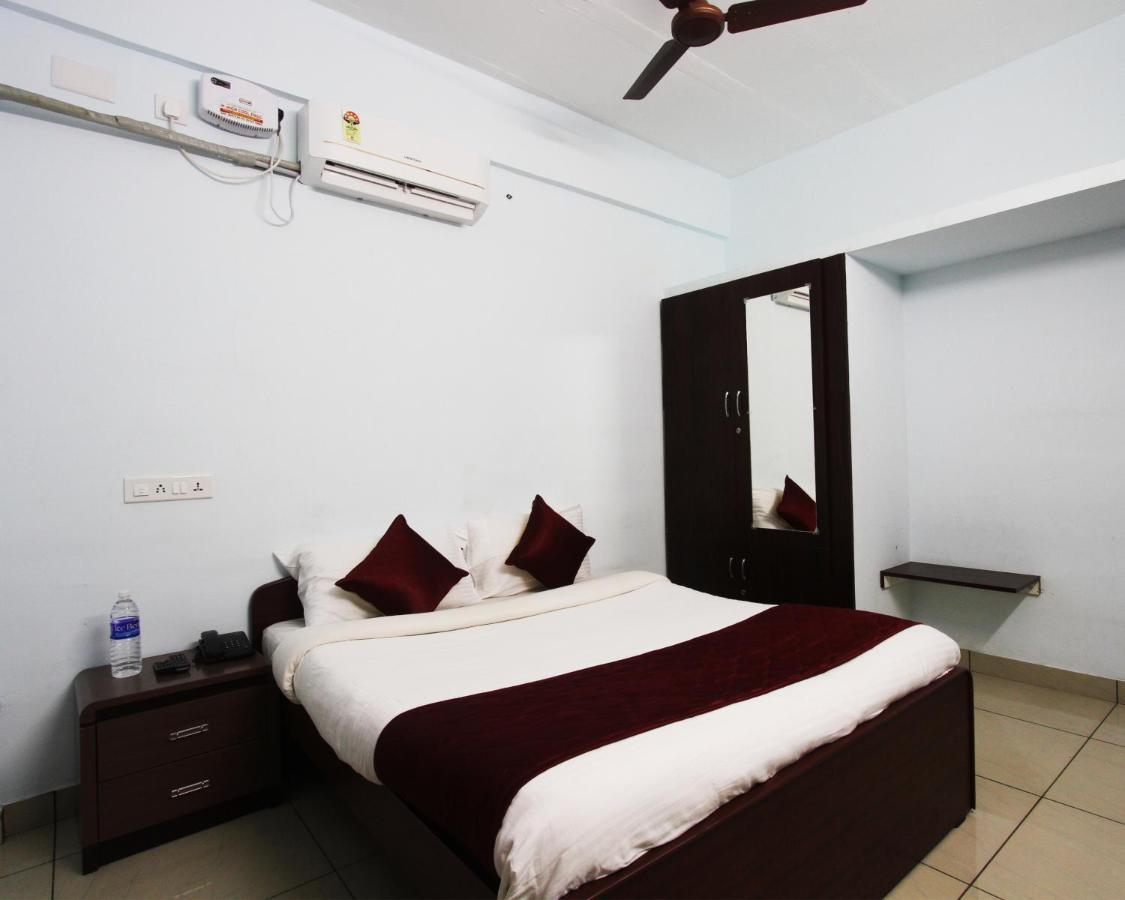 Lakshana Service Apartment - Big Temple Thanjavur ภายนอก รูปภาพ